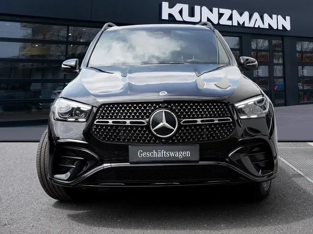 Gebraucht Mercedes GLE300 AMG 269 PS (197 kW) 2026 Obsidianschwarz metallic SUV