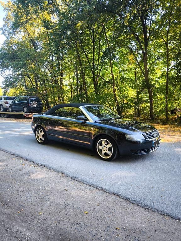 Schwarz Gebraucht 2002 Audi A4 Cabriolet Cabrio | 1.899 € (Fairer Preis) - Bild 1/4