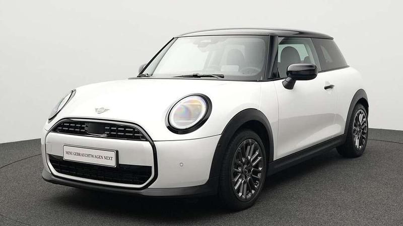 Weiß Gebraucht 2024 Mini Cooper Classic Kleinwagen | 27.802 € (Fairer Preis) - Bild 1/4