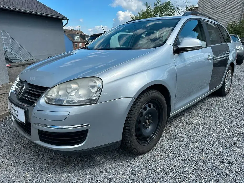 Gebraucht VW Golf V Trendline 102 PS (75 kW) 2008 Silber Kombi
