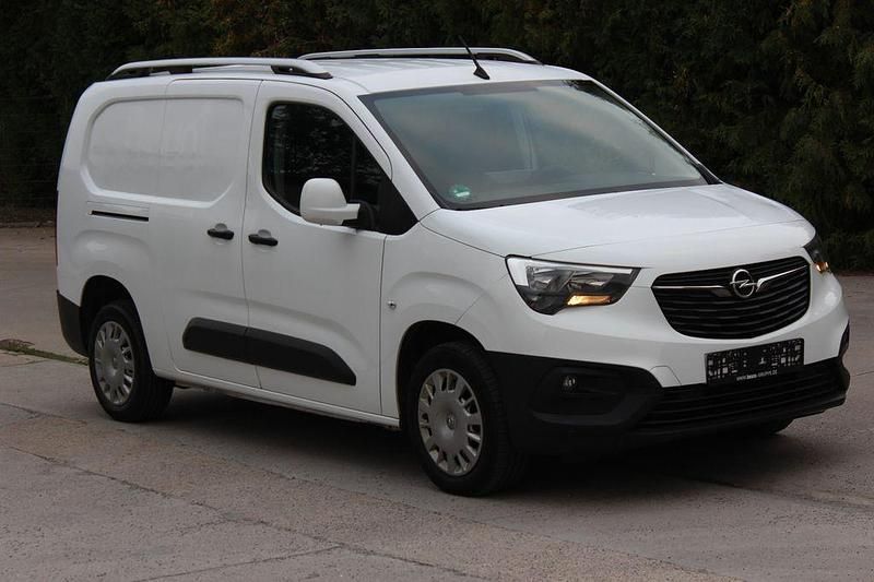 Weiß Gebraucht 2021 Opel Combo Edition Van / Kleinbus | 9.900 € (Superpreis) - Bild 1/4