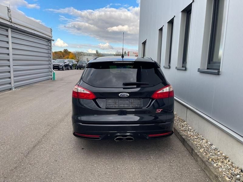 Gebraucht Ford Focus ST 250 PS (183 kW) 2012 Schwarz Kombi