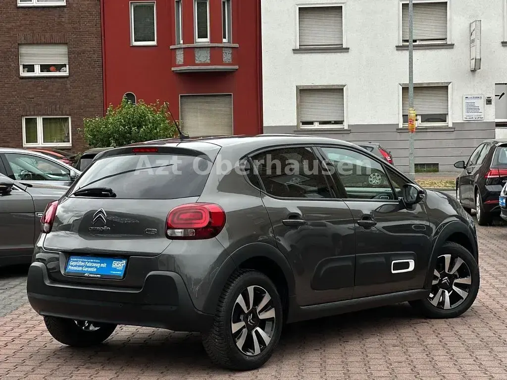 Gebraucht Citroën C3 Shine 82 PS (60 kW) 2024 Grau Limousine