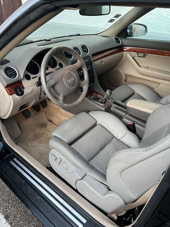 Gebraucht Audi A4 Cabriolet 170 PS (125 kW) 2002 Schwarz Cabrio