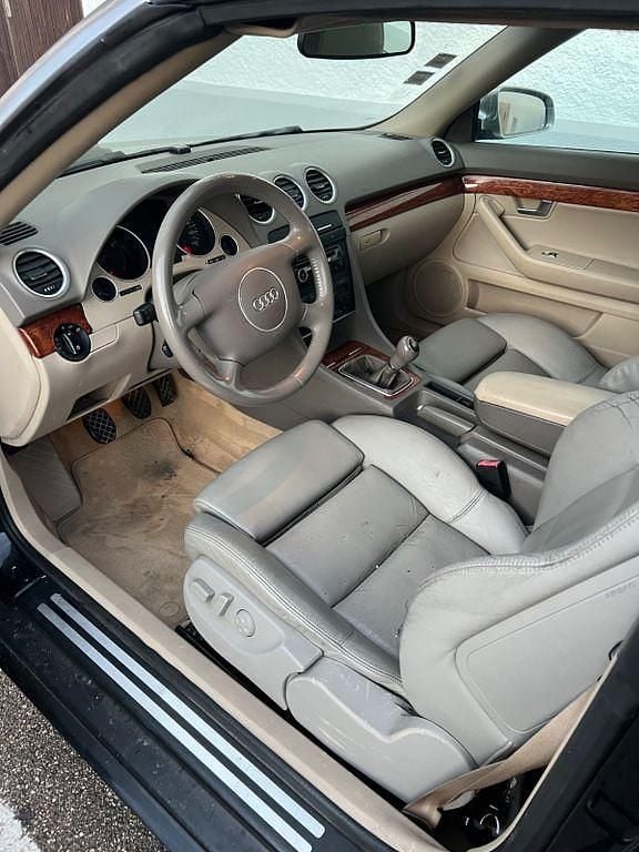 Gebraucht Audi A4 Cabriolet 170 PS (125 kW) 2002 Schwarz Cabrio