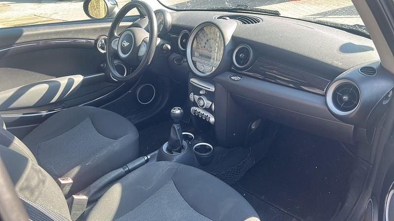 Usado Mini ONE 95 HP (69 kW) 2007 Preto Citadino