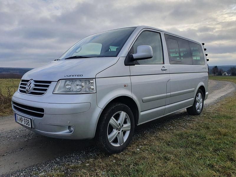Silber Gebraucht 2009 VW Multivan United Van | 13.900 € (Guter Preis) - Bild 1/4