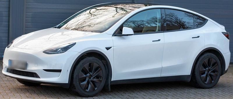 Gebraucht Tesla Model Y 274 kW (373 PS) 2024 Weiß SUV