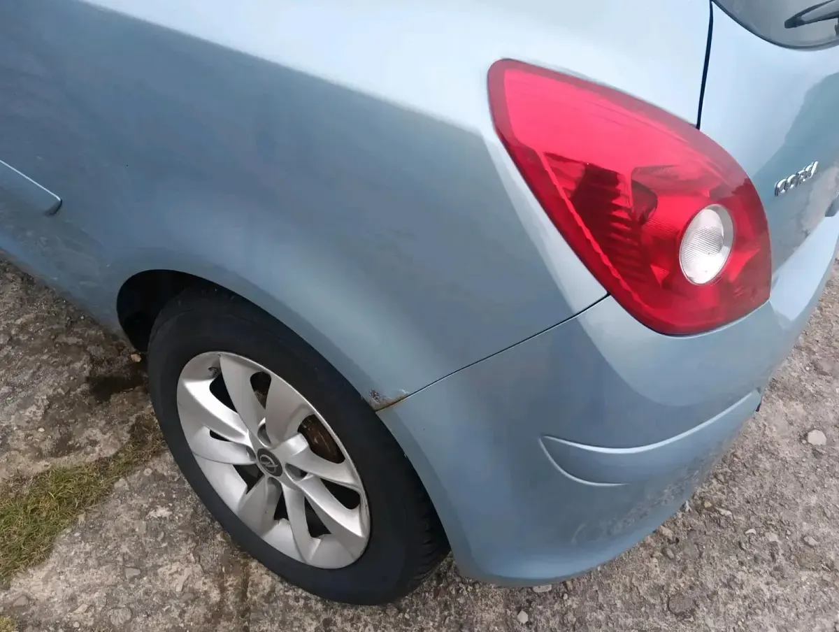 Używany Opel Corsa 68 KM (50 kW) 2007 Niebieski Hatchback