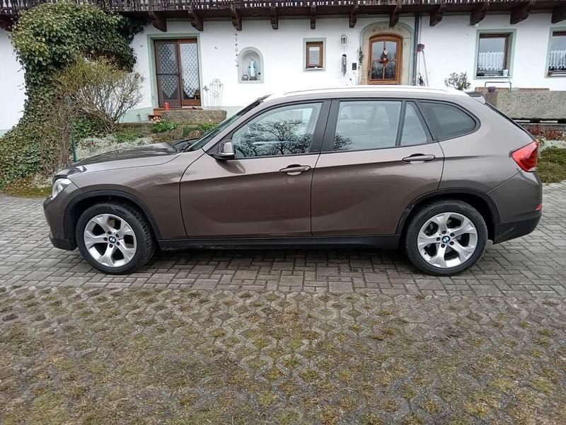 Second-hand BMW X1 184 CP (135 kW) 2012 Maro SUV