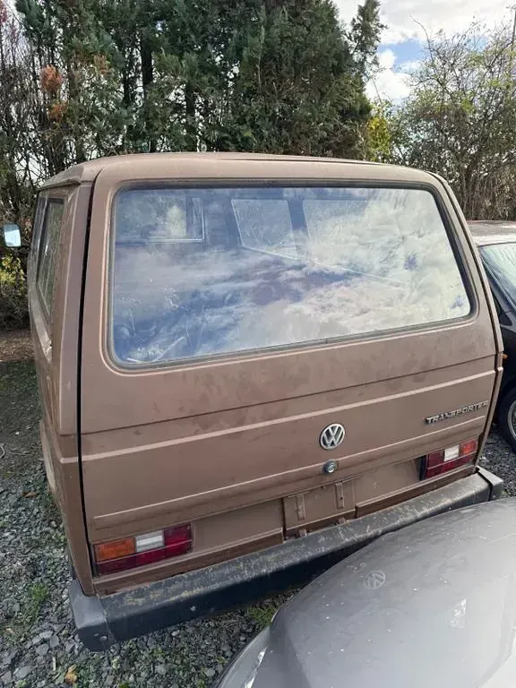 Gebraucht VW T3 77 PS (56 kW) 1988 Braun Van