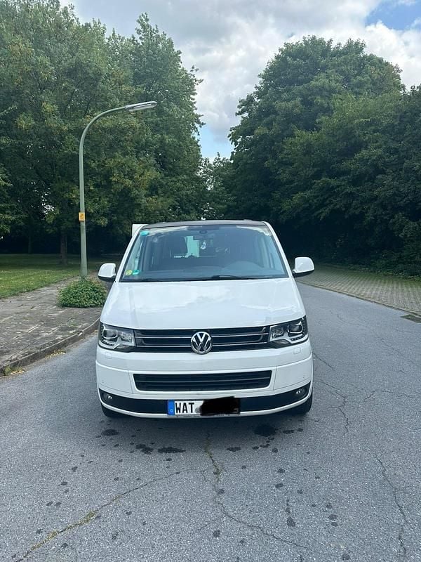 Weiß Gebraucht 2012 VW T5 Edition Van | 19.500 € (Guter Preis) - Bild 1/4