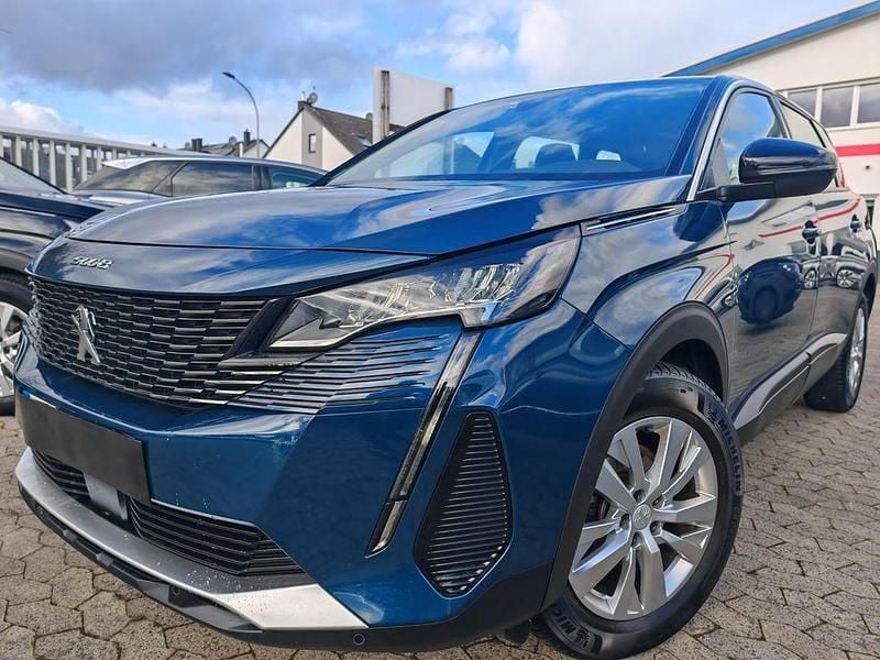 Gebraucht Peugeot 5008 131 PS (96 kW) 2022 Blau SUV