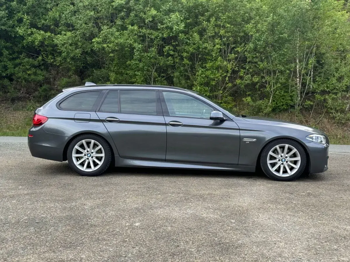 Gebraucht BMW 530 Shadowline 258 PS (189 kW) 2017 Grau Kombi