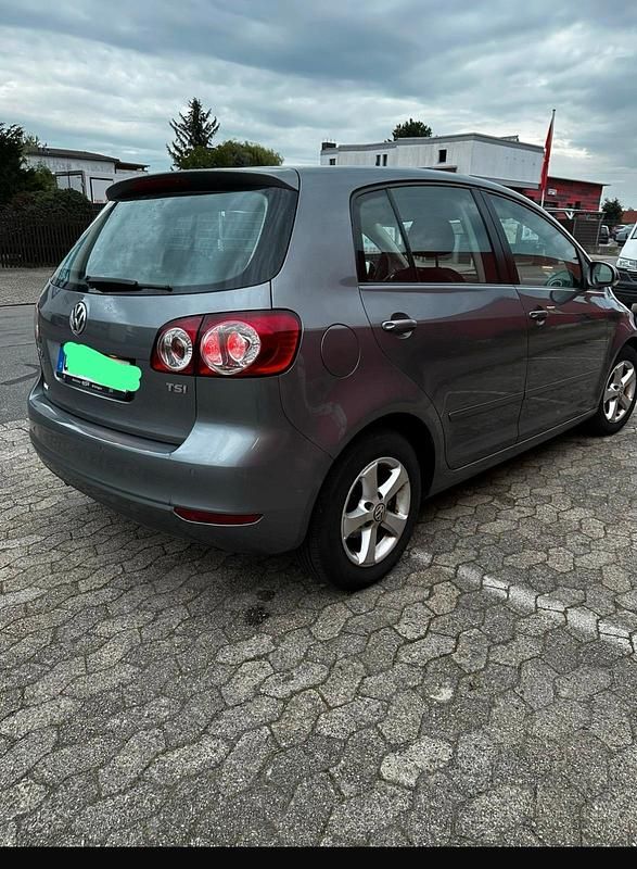 Gebraucht VW Golf VI 105 PS (77 kW) 2011 Silber Kleinwagen