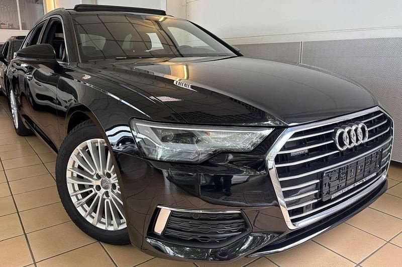 Mythosschwarz Gebraucht 2020 Audi A6 Sport Kombi | 33.900 € (Fairer Preis) - Bild 1/4