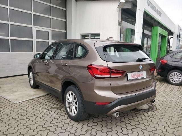 Gebraucht BMW X1 Advantage 150 PS (110 kW) 2020 Jucarobeige metallic (metallic) SUV