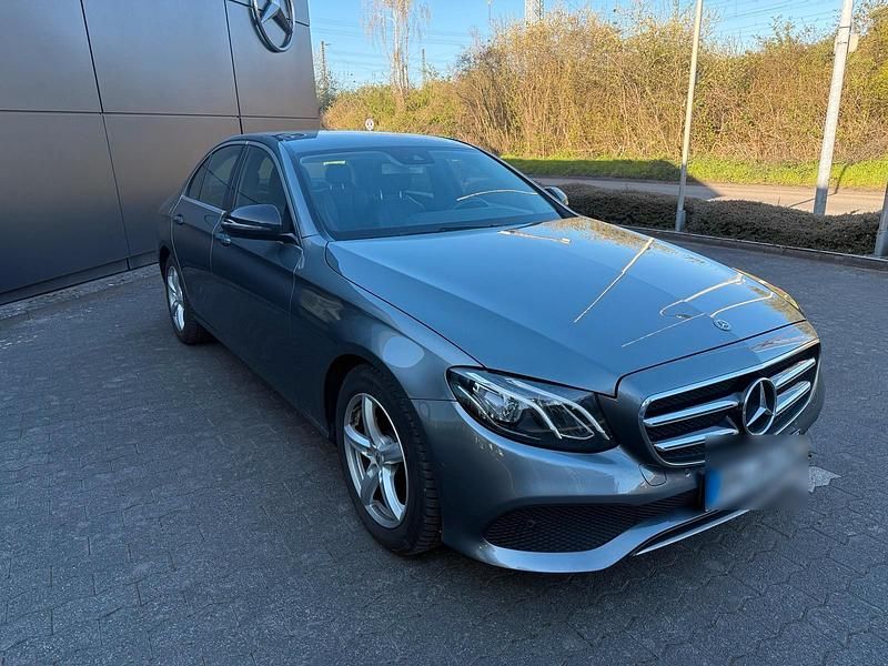 Second-hand Mercedes E200 197 CP (144 kW) 2019 Gri Berlinǎ