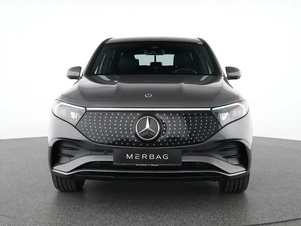 Gebraucht Mercedes EQB300 Premium 167 kW (228 PS) 2025 Grau SUV