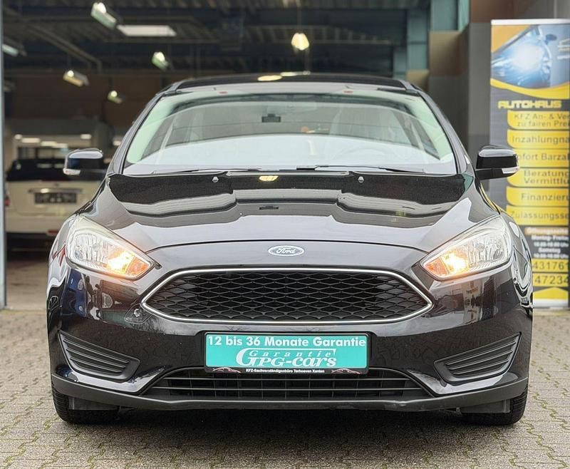 Gebraucht Ford Focus Trend 101 PS (74 kW) 2018 Schwarz Kombi