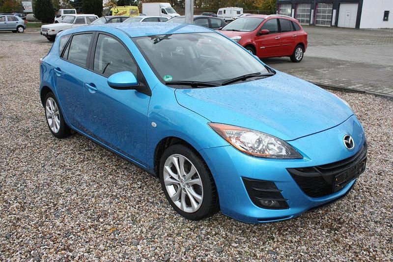 Blau Gebraucht 2009 Mazda 3 High Kleinwagen | 4.999 € (Etwas zu teuer) - Bild 1/4