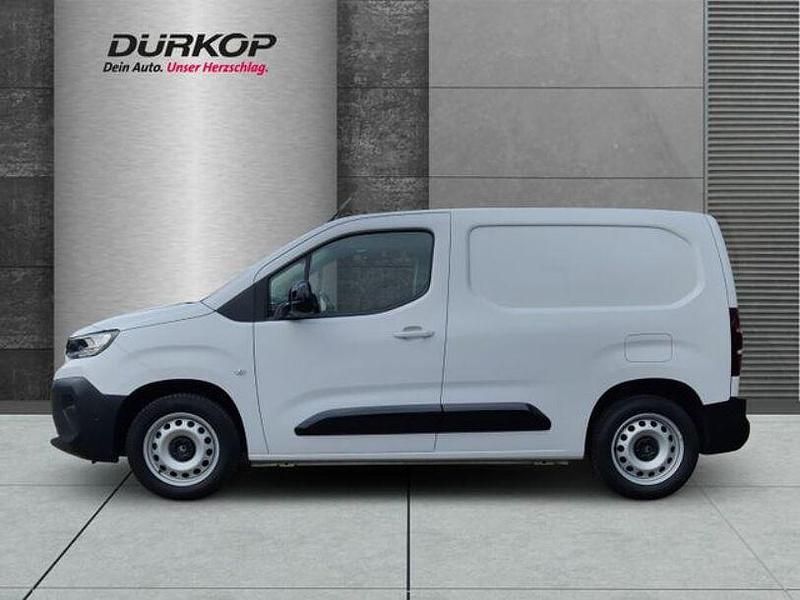 Second-hand Citroën Berlingo 102 CP (75 kW) 2024 Alb Monovolum