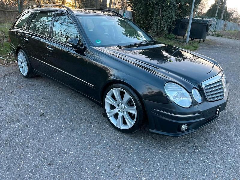 Gebraucht Mercedes E280 190 PS (139 kW) 2009 Schwarz Kombi