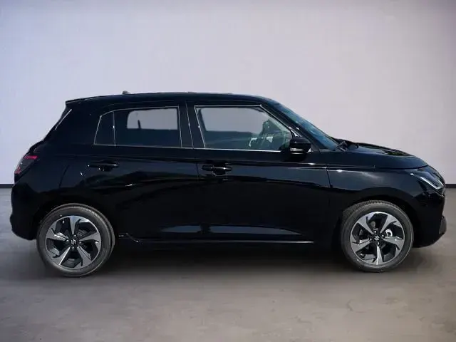 Neu Suzuki Swift Comfort 83 PS (61 kW) 2026 Schwarz Kleinwagen