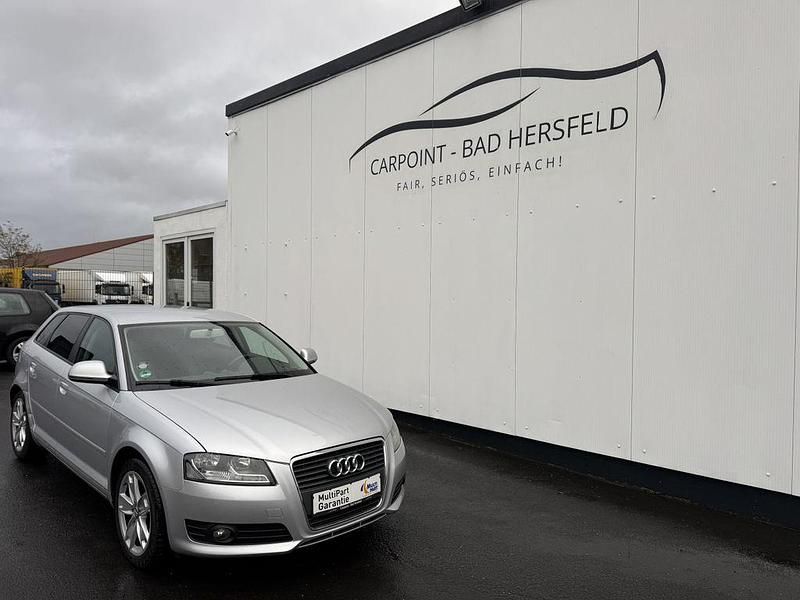 Eissilber metallic Gebraucht 2009 Audi A3 Ambition Limousine | 5.900 € (Etwas zu teuer) - Bild 1/3