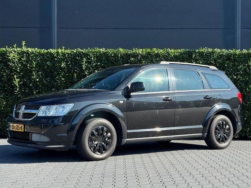 Schwarz Gebraucht 2009 Dodge Journey SE SUV | 2.683 € (Teuer) - Bild 1/4