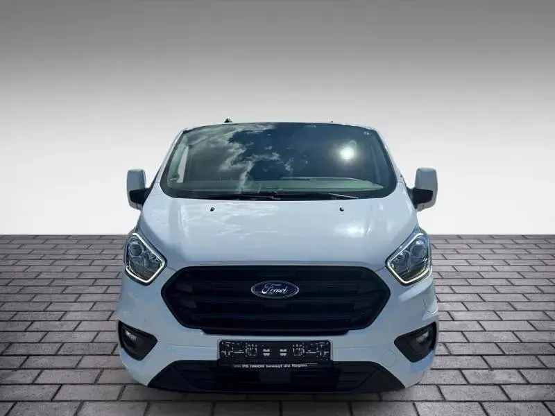 Gebraucht Ford Transit Trend 125 PS (91 kW) 2020 Weiss / frozen white Limousine