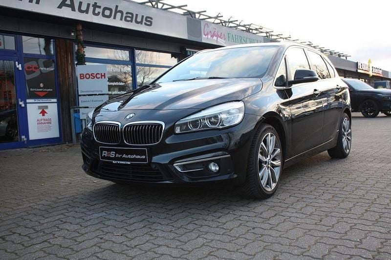 Schwarz Gebraucht 2015 BMW 218 Kombi | 11.695 € (Etwas zu teuer) - Bild 1/4