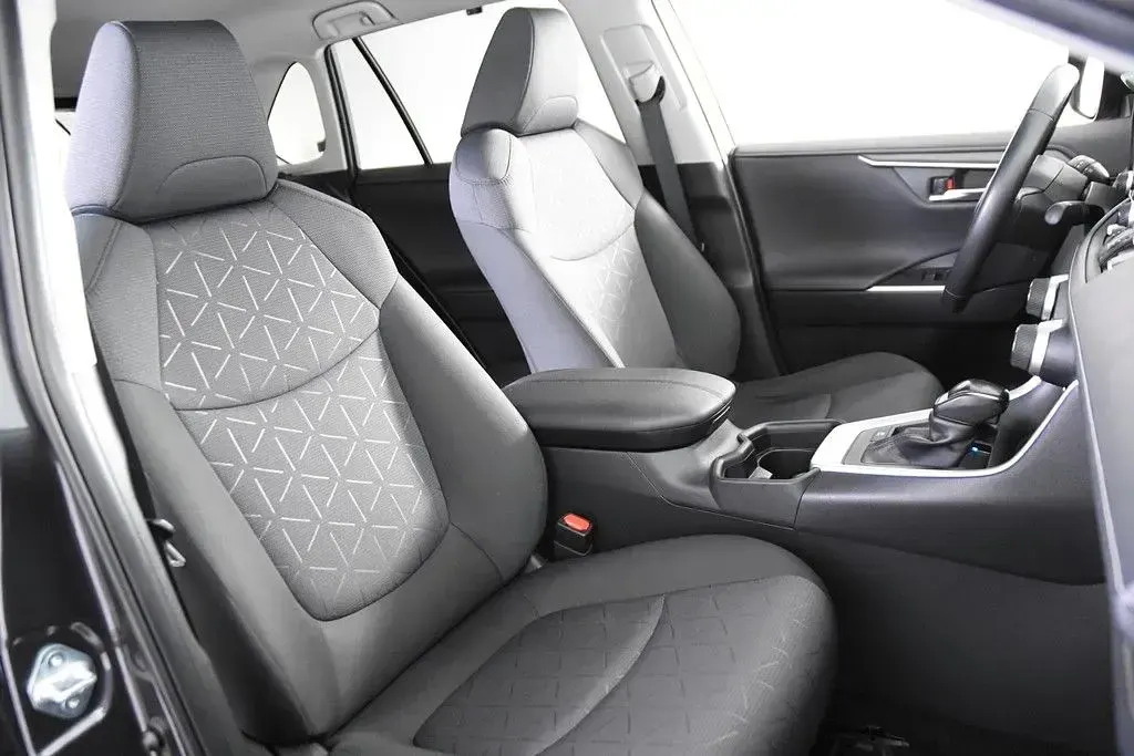 Gebraucht Toyota RAV4 218 PS (160 kW) 2021 Grau (metallic) SUV