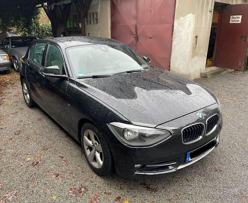 Gebraucht BMW 120 Sport Line 184 PS (135 kW) 2012 Schwarz Kleinwagen