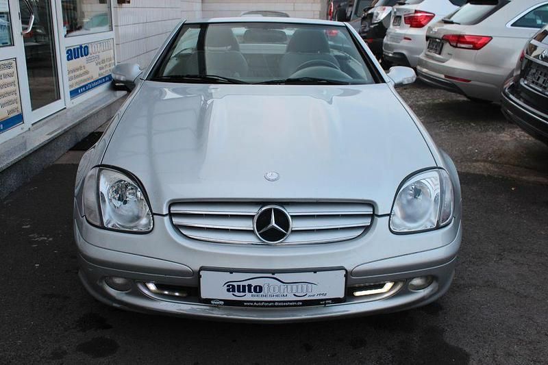 Gebraucht Mercedes SLK200 163 PS (119 kW) 2002 Grau Cabrio