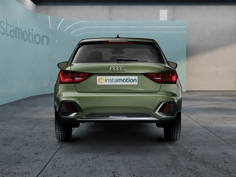 Gebraucht Audi A1 Sport 95 PS (69 kW) 2024 Grün Kleinwagen