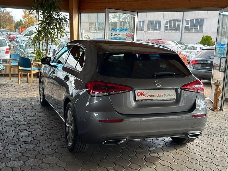 Gebraucht Mercedes A220 Progressive 190 PS (139 kW) 2019 Mountaingrau  met. Limousine
