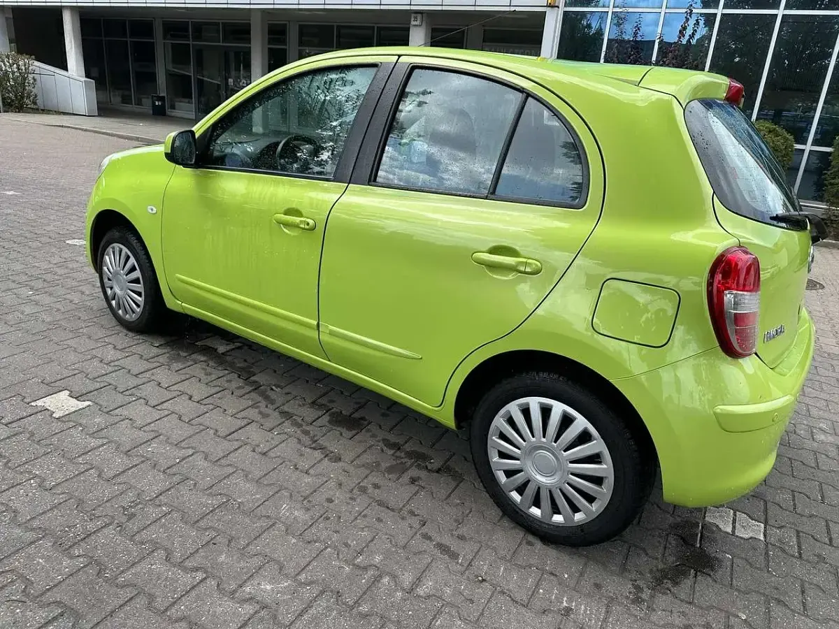 Gebraucht Nissan Micra Acenta 80 PS (58 kW) 2012 Spring green metallic Kleinwagen