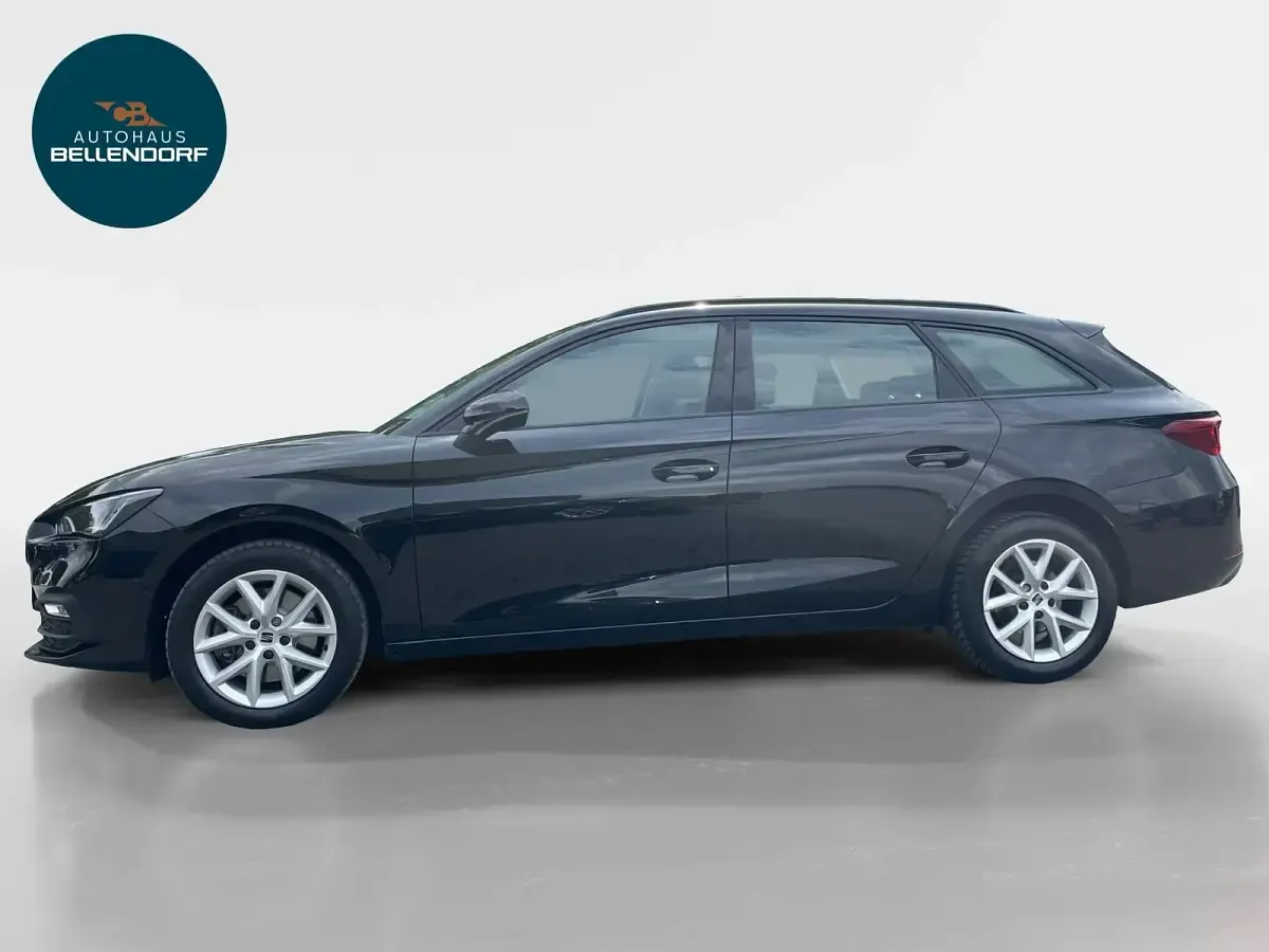 Usata Seat Leon Style 150 CV (110 kW) 2023 Nero Station wagon