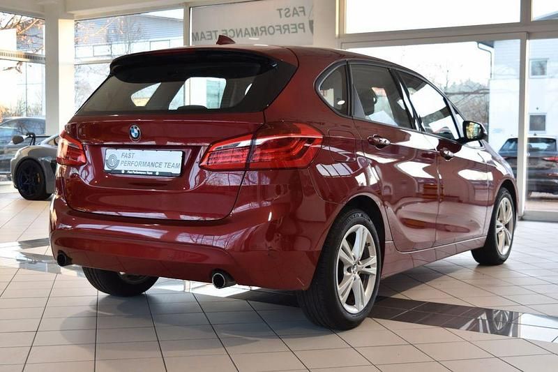 Gebraucht BMW 225 Performance 231 PS (169 kW) 2014 Rot Van / Kleinbus