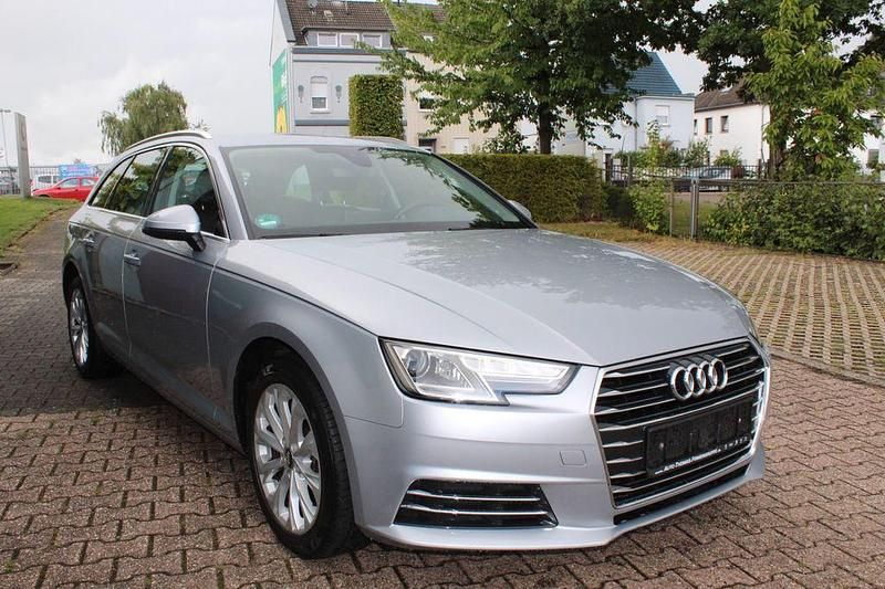 Gebraucht Audi A4 Design 150 PS (110 kW) 2017 Silber Kombi