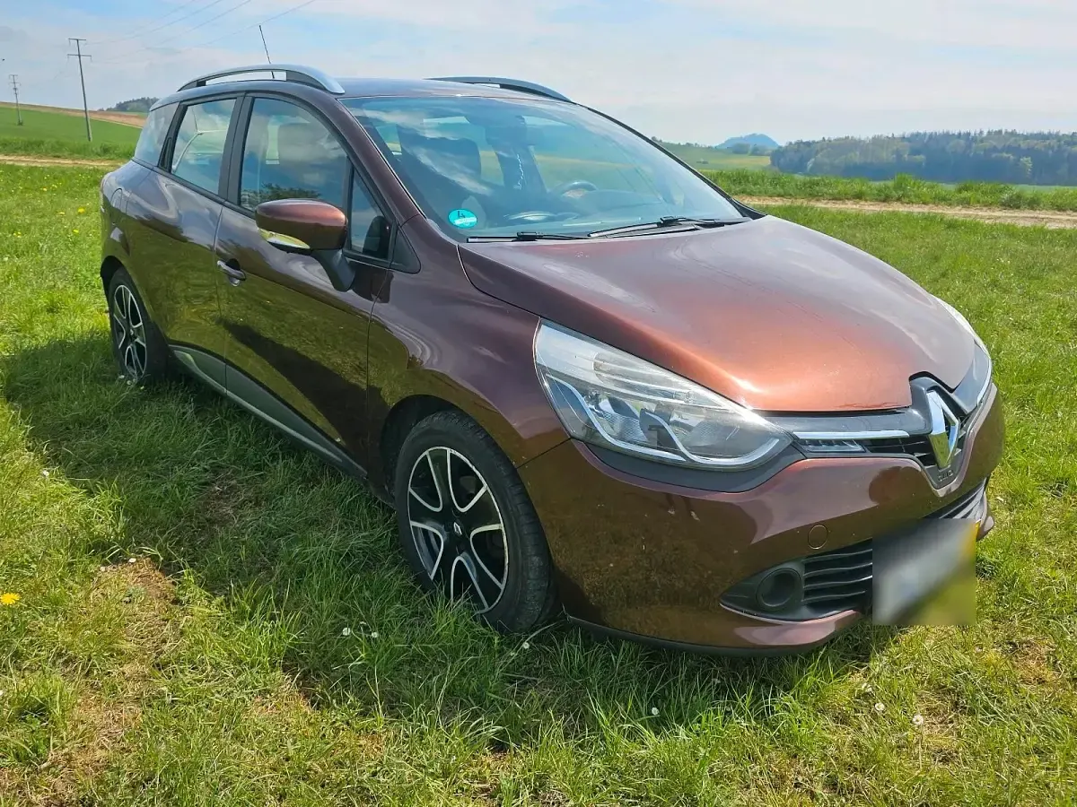 Gebraucht Renault Clio 77 PS (56 kW) 2014 Braun Kombi