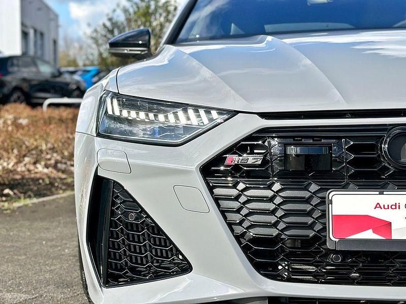 Second-hand Audi RS7 Performance 630 CP (463 kW) 2025 Gri Hatchback