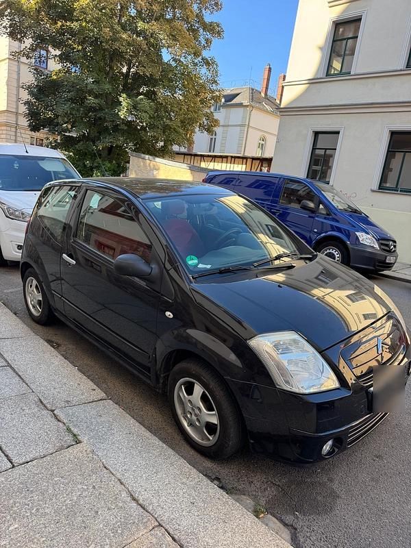 Schwarz Gebraucht 2007 Citroën C2 Kleinwagen | 850 € (Superpreis) - Bild 1/4