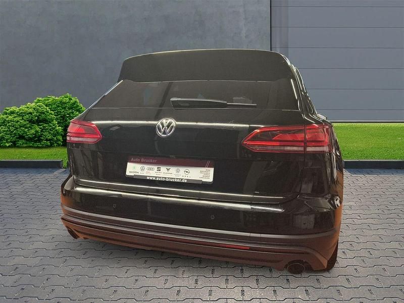 Gebraucht VW Touareg Basis 231 PS (169 kW) 2019 Schwarz SUV