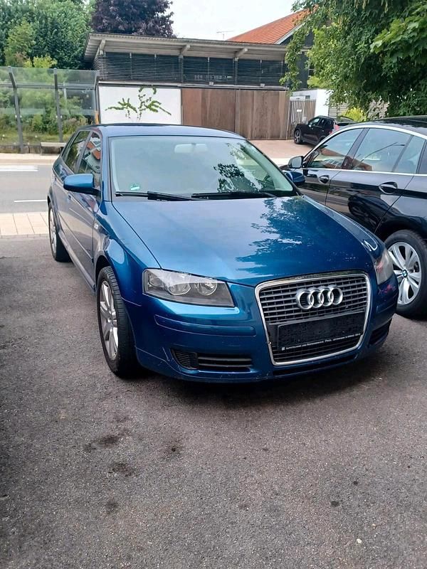Blau Gebraucht 2007 Audi A3 Sportback Limousine | 2.199 € (Guter Preis) - Bild 1/4