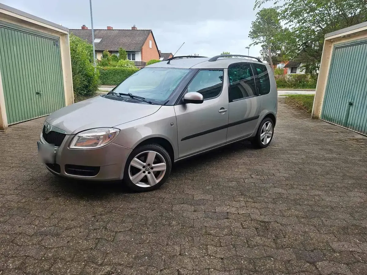 Gebraucht Skoda Roomster 105 PS (77 kW) 2009 Grau Van / Kleinbus
