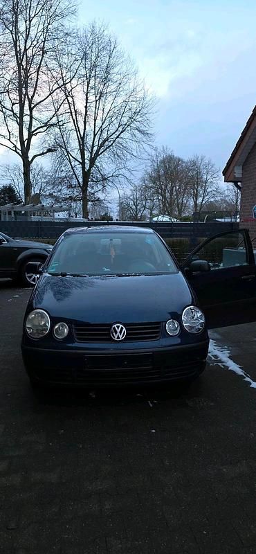 Blau Gebraucht 2003 VW Polo Kleinwagen | 650 € (Guter Preis) - Bild 1/4
