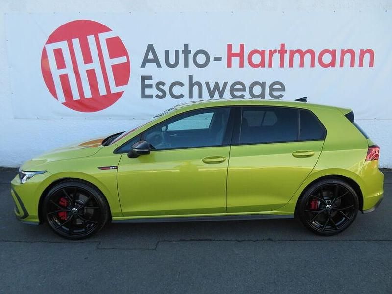 Gebraucht VW Golf VIII GTI 245 PS (180 kW) 2022 Limonengelb Limousine