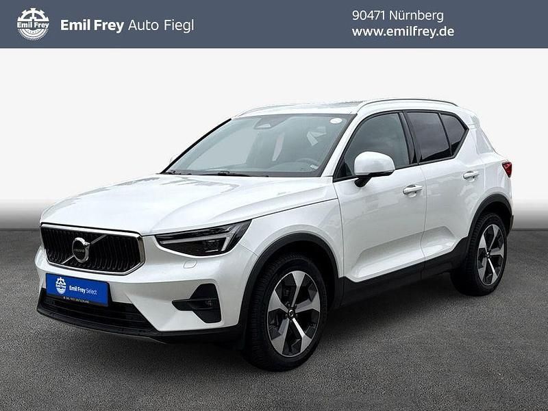 Gebraucht Volvo XC40 Core 163 PS (119 kW) 2024 Crystal weißperleffekt SUV